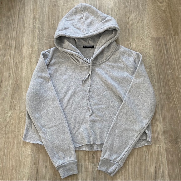 Brandy Melville Sweaters - Brandy Melville Heather Cropped Cut Off Hoodie